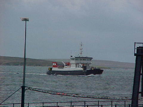 38 Ferry approaching Howton